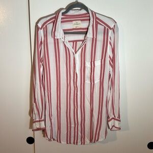 American Eagle button up shirt
